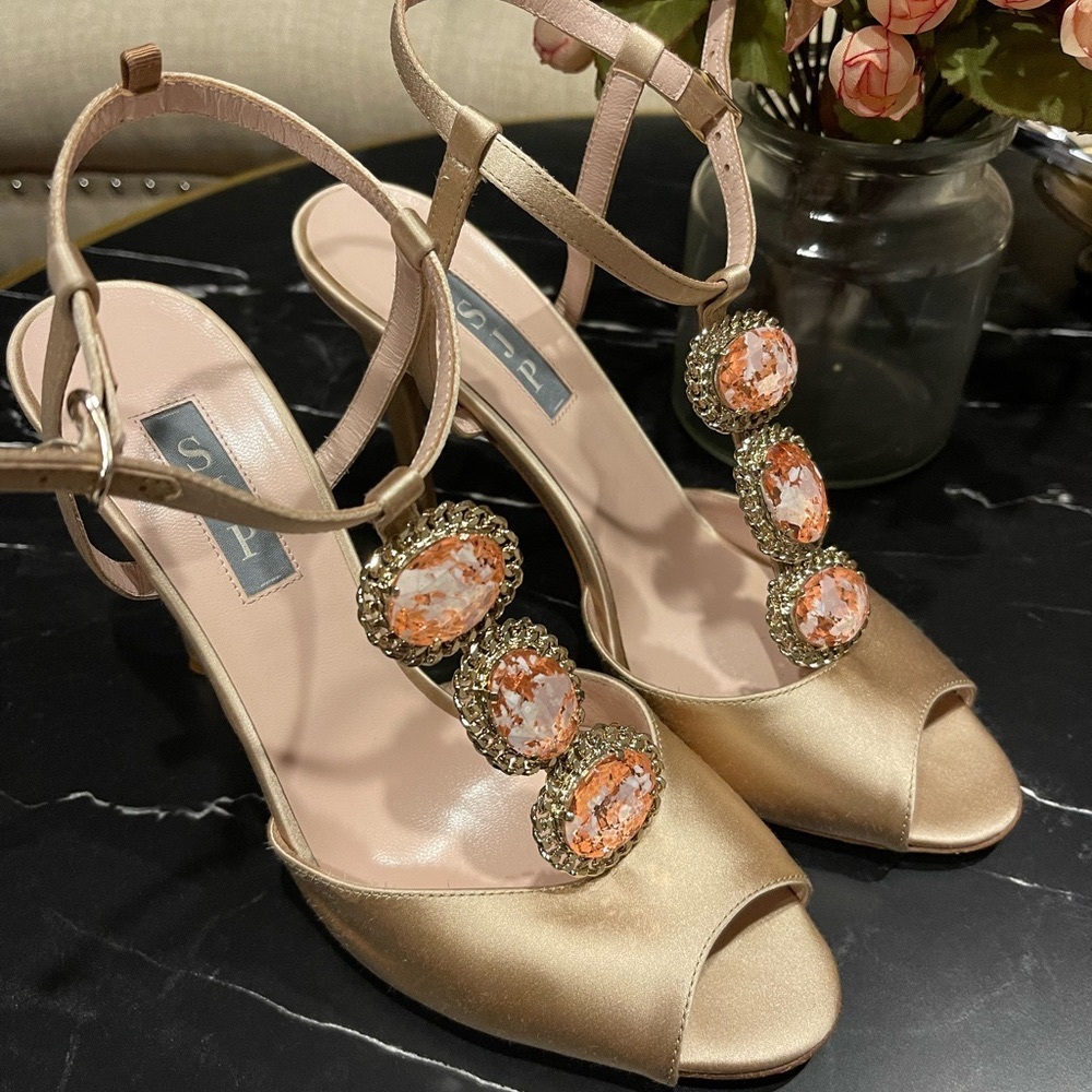 SJP Nude Satin Sandals Size 9